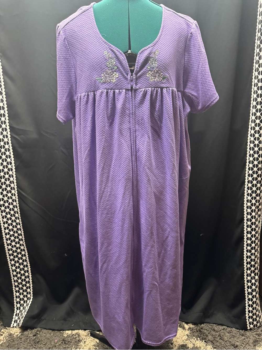 Women's Purple Short-Sleeve Zip-Front Nightgown